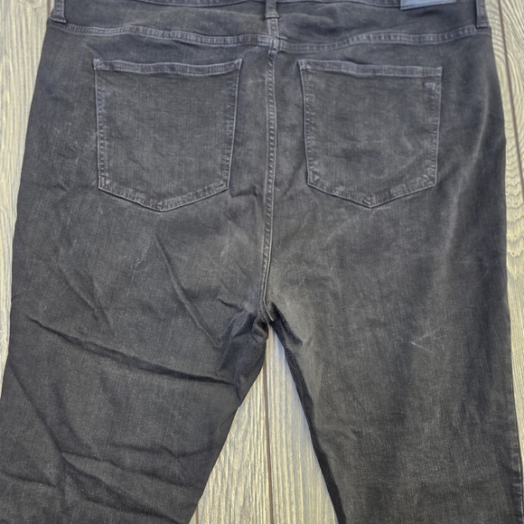 Madewell Women's Roadtripper Skinny Jeans - Black - Picture 4 of 8